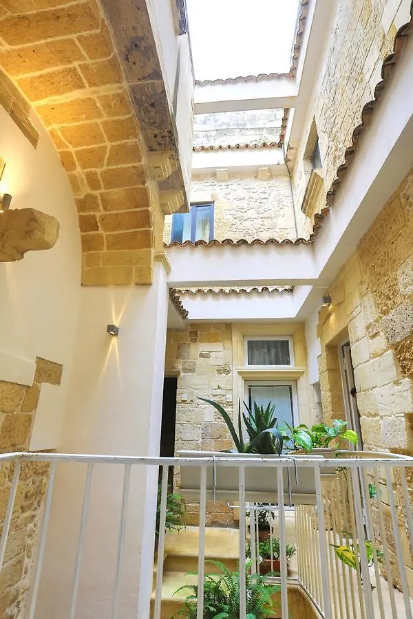 Chiesa Greca Suites - Lecce Selection Bed & Breakfast